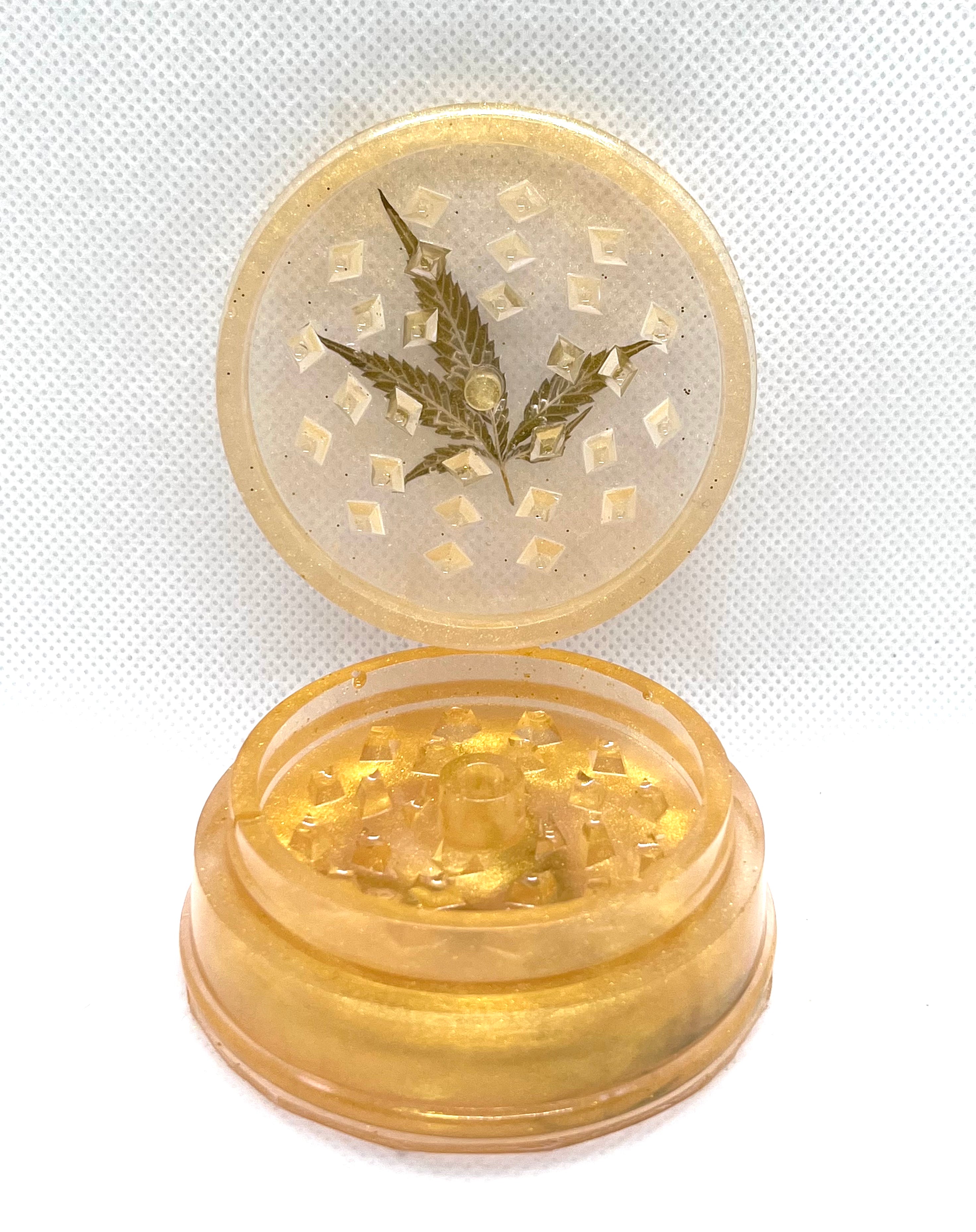 Actual Hemp Leaf | Grinder